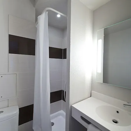 Szálloda Zenith Pau